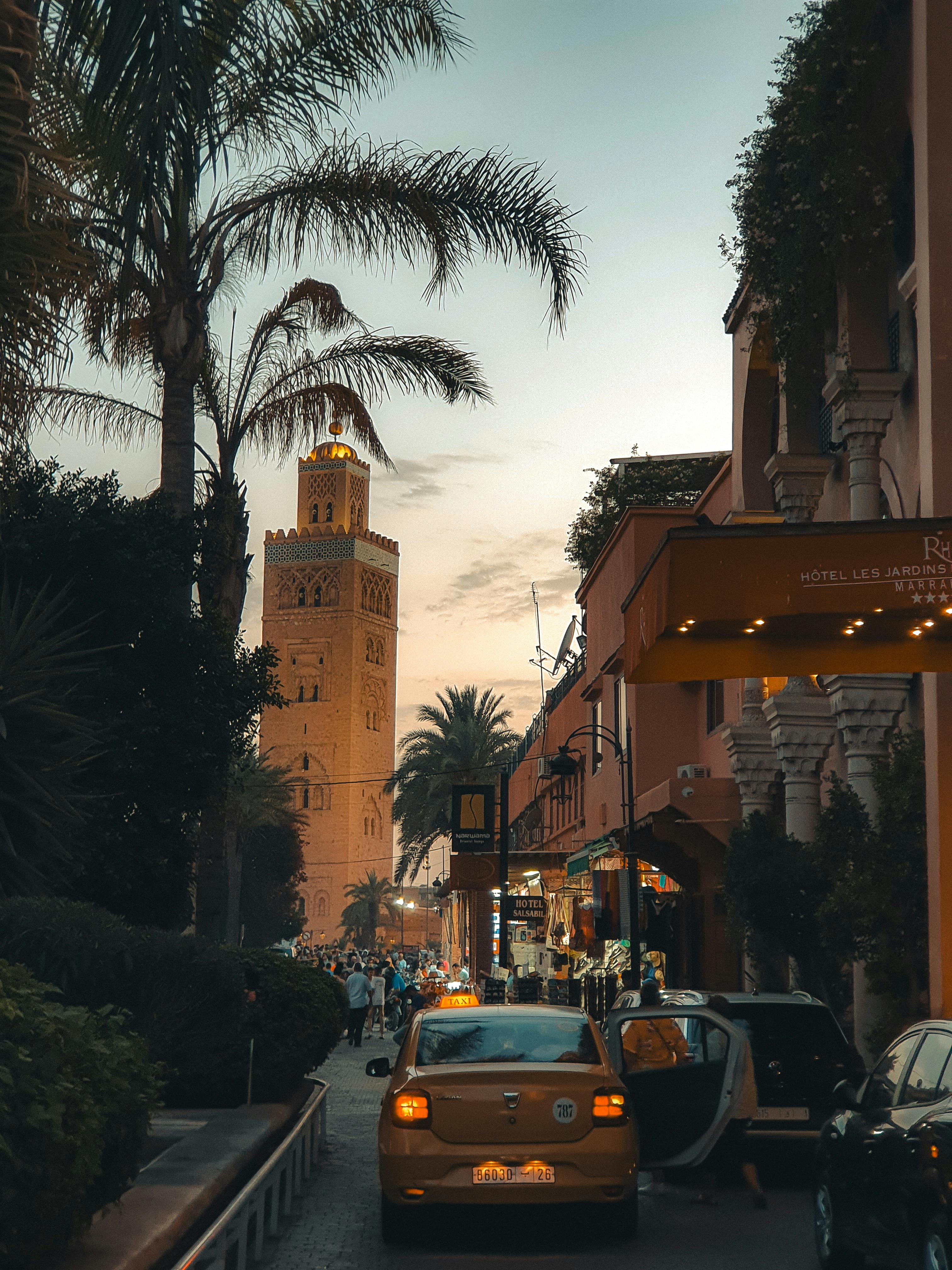 images\pexels-meriem-a-2149355236-30682505.jpg